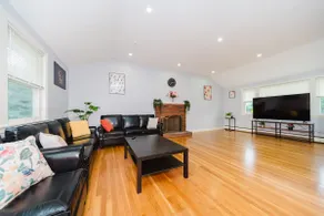 17 - 4BR Randolph - Cozy & Private Single House - Image 2