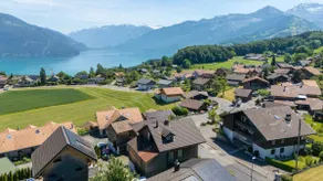 Apartment with Lake Thun View, 20min to Interlaken - Image 2