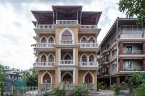 3bhk home with bathtub in Parra - Image 2