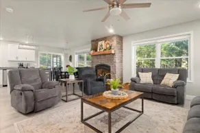 Peaceful Country Getaway w/ Hot Tub & Trails - Image 3
