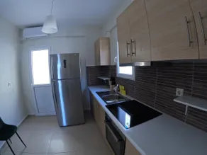 Elegant 4BR Maisonette For Families and Groups - Image 3