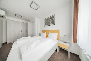 HOME1 - Albertine Aparthotel - Image 2