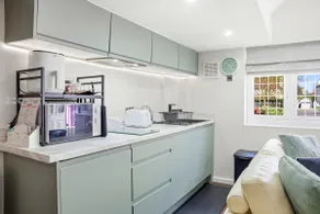 Tranquil Studio - Sleeps 2 & Private Parking - Image 4