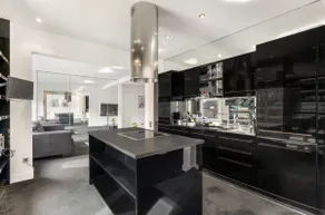 Villa in Bremen, central·main train station·trade fair·public transport·free parking - Image 3