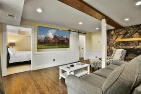 Sleeps 26, Hot Tub & Sauna - Near Bourbon Trail - Image 5