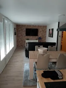 Apartment close to the Town Hall - Image 2