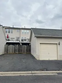 Modern Urbana Retreat - Image 4