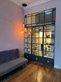 Exquisite, recycled and centrally-located apartment - Image 4