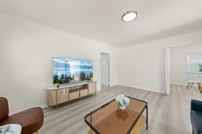 Modern 3BR Home | 3.5 Baths | Close to DTLA - Image 4