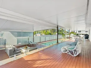 The Chill House - Heated Pool - Entertainment Area - Image 4