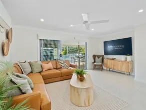 The Chill House - Heated Pool - Entertainment Area - Image 2