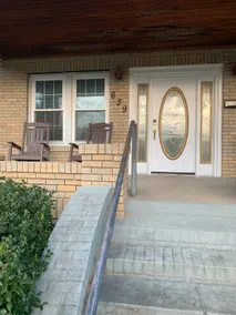 In-Town Renovated Bungalow - Image 5
