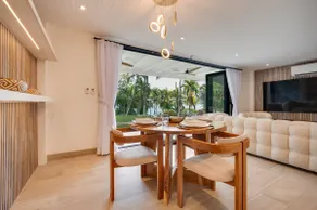 Flamingo Marina Private Beachfront Escape - Image 3
