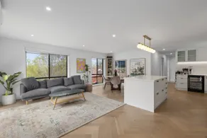 Spa Haus Belmont- 2 King beds, Spa, Pets Welcome, Beaches, Golf, Shopping, Geelong - Image 2