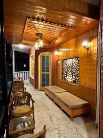 3 bhk | 2 minutes walk from Dal Lake - Image 5
