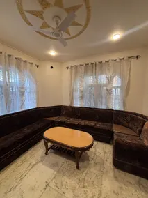 3 bhk | 2 minutes walk from Dal Lake - Image 3