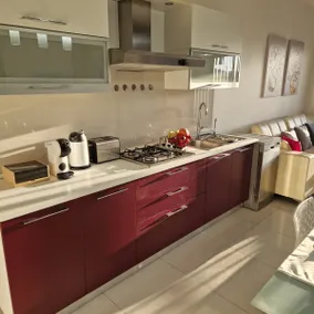 Cheerful holiday two bedrooms flat with BBQ - Image 5