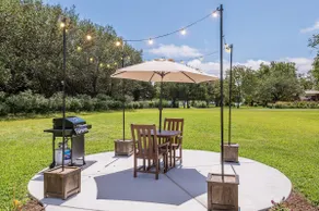 “ Driftwood” River View Retreat - Image 4