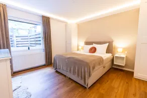Hello Holidays Suite Zentral Terrasse Parkplatz - Image 3