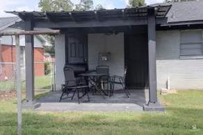 Cozy Spot Near AirForce Base - Image 3