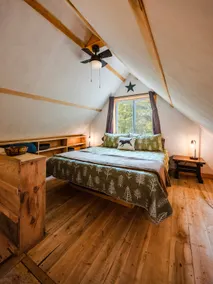 Modern Rustic Cabin with Sauna near Lake and Hike - Image 3