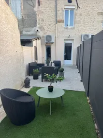 Charming, comfortable, quiet + terrace, air conditioning & wifi - Image 3