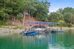 Norris Lake Retreat on Cape Norris - Image 3