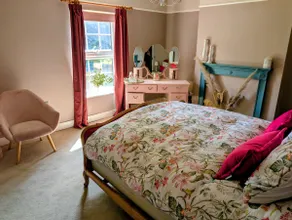 Charming period home in historic Newbury - Image 5