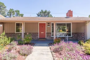Renovated 3b1.5b San Mateo hill near SFO/Stanford - Image 2