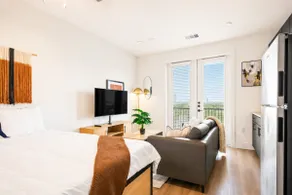 Cozy Stylish Studio with Gym and pool - Image 2