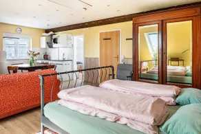 Green Apartment - Image 5