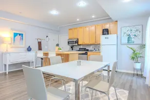 Cozy 2bd/ba Private Above Ground First Floor Suite - Image 5