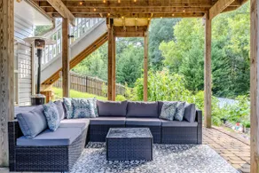 Cozy 2bd/ba Private Above Ground First Floor Suite - Image 4