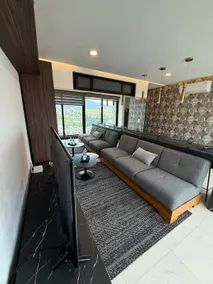 Relax in this apartment with secure parking - Image 2