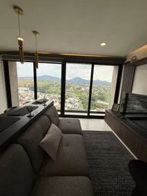 Relax in this apartment with secure parking - Image 3