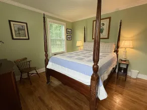 Rosemary’s Cottage by the Park - Image 5