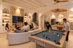 Central Beach Escape | 3BR Villa + Jacuzzi & Sauna - Image 2