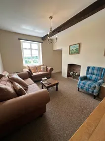 Charming Farmhouse Near The Black Mountains - Image 2
