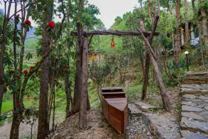 Orivelle Oak 2 Cabin Set Mukteshwar - Image 4