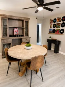 6BR Near NRG + Med Center | 2 Kitchens | Sleeps 12 - Image 2
