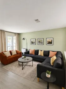 6BR Near NRG + Med Center | 2 Kitchens | Sleeps 12 - Image 4