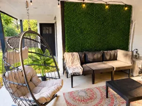 6BR Near NRG + Med Center | 2 Kitchens | Sleeps 12 - Image 3