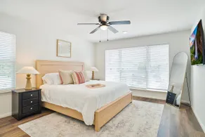New Fort Worth Home| Stockyards•Dickies Arena•TCU - Image 5