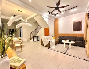 SSR House · See 325 | Luxury Floating Bed B&B | Seremban 4r3b B&B - Image 2