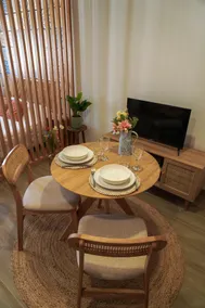 VIELA Guest House Premium - Image 2