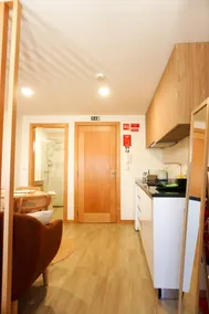 VIELA Guest House Premium - Image 4