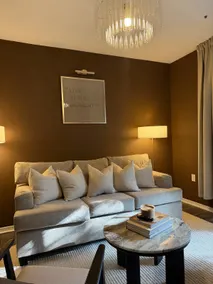 Luxurious, Modern Oasis at Perimeter Mall - Image 5
