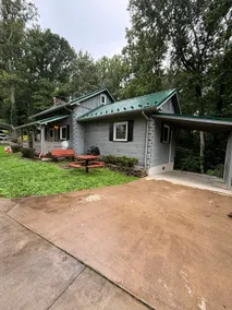 Log Cabin in Foothills; Near Wilkes Speedway! - Image 2