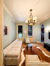 Modern Comfort, Old Charm: 5 min to NYC•Patio•BBQ - Image 2