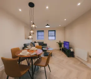 Luxurious Aparrtment in St Albans - Image 2